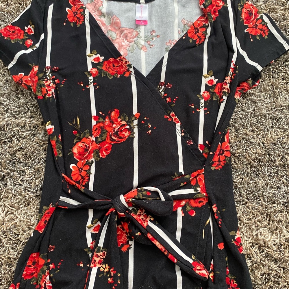 Brand new floral top